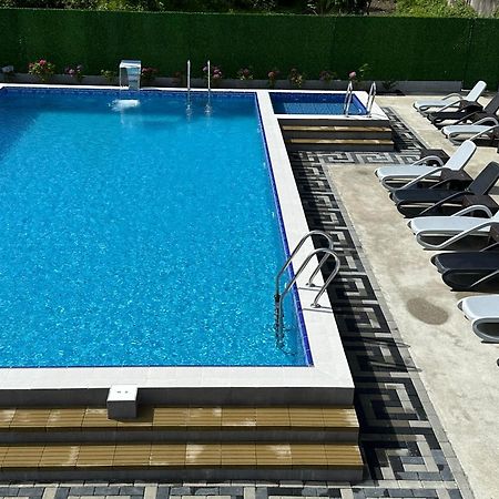 Hotel Lion Ureki Kültér fotó