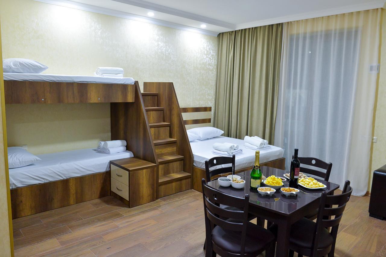 Hotel Lion Ureki Kültér fotó