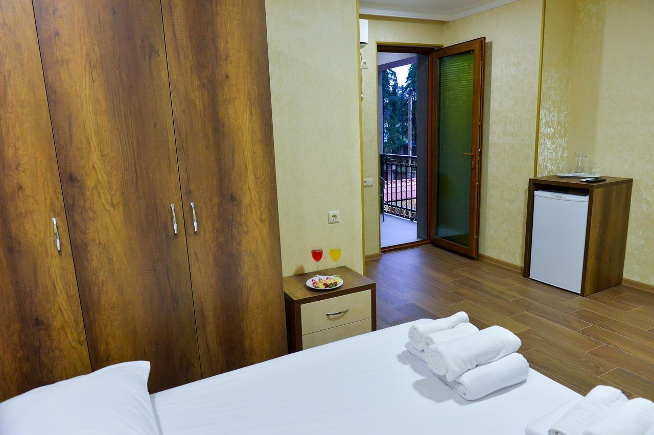 Hotel Lion Ureki Kültér fotó