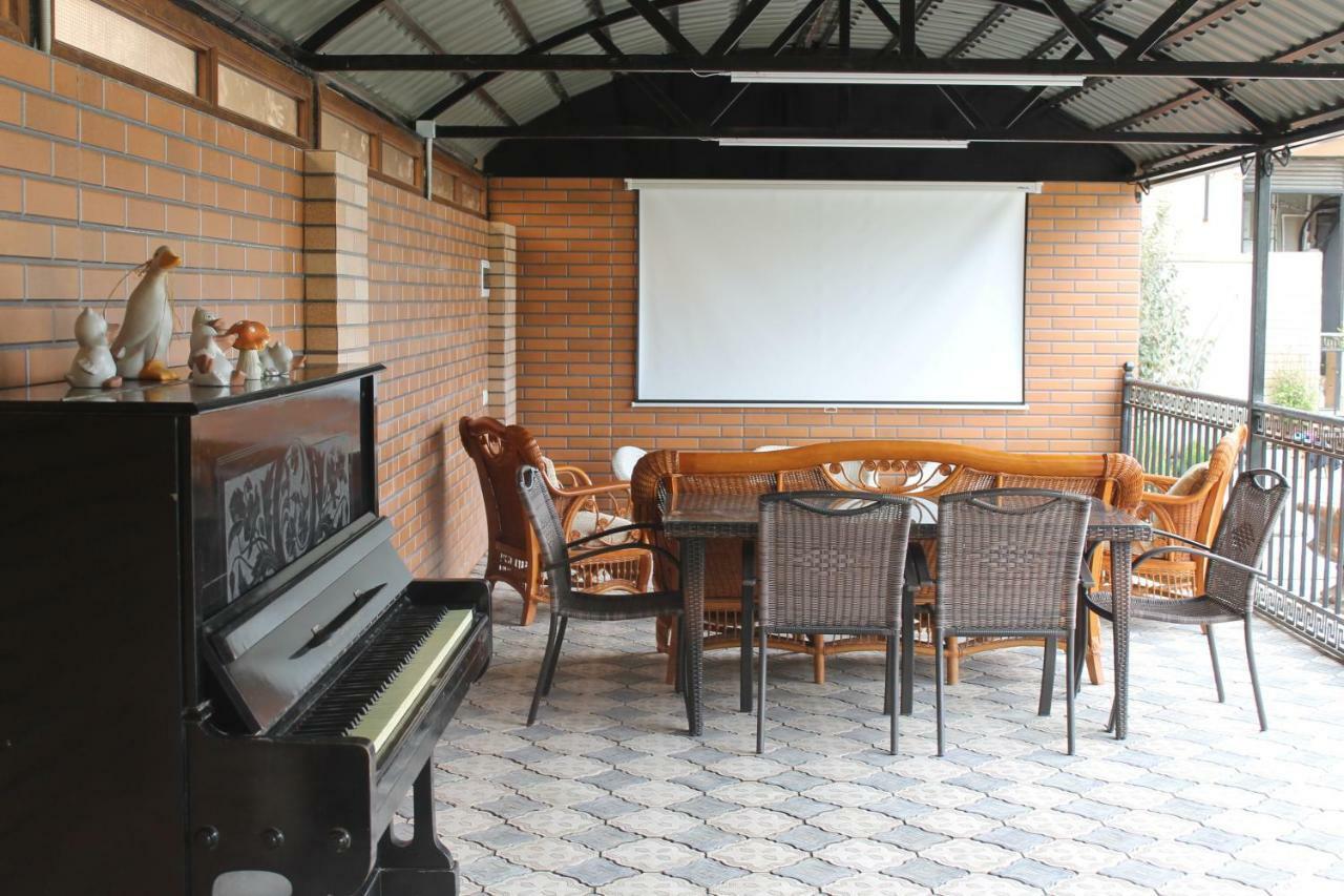 Hotel Lion Ureki Kültér fotó